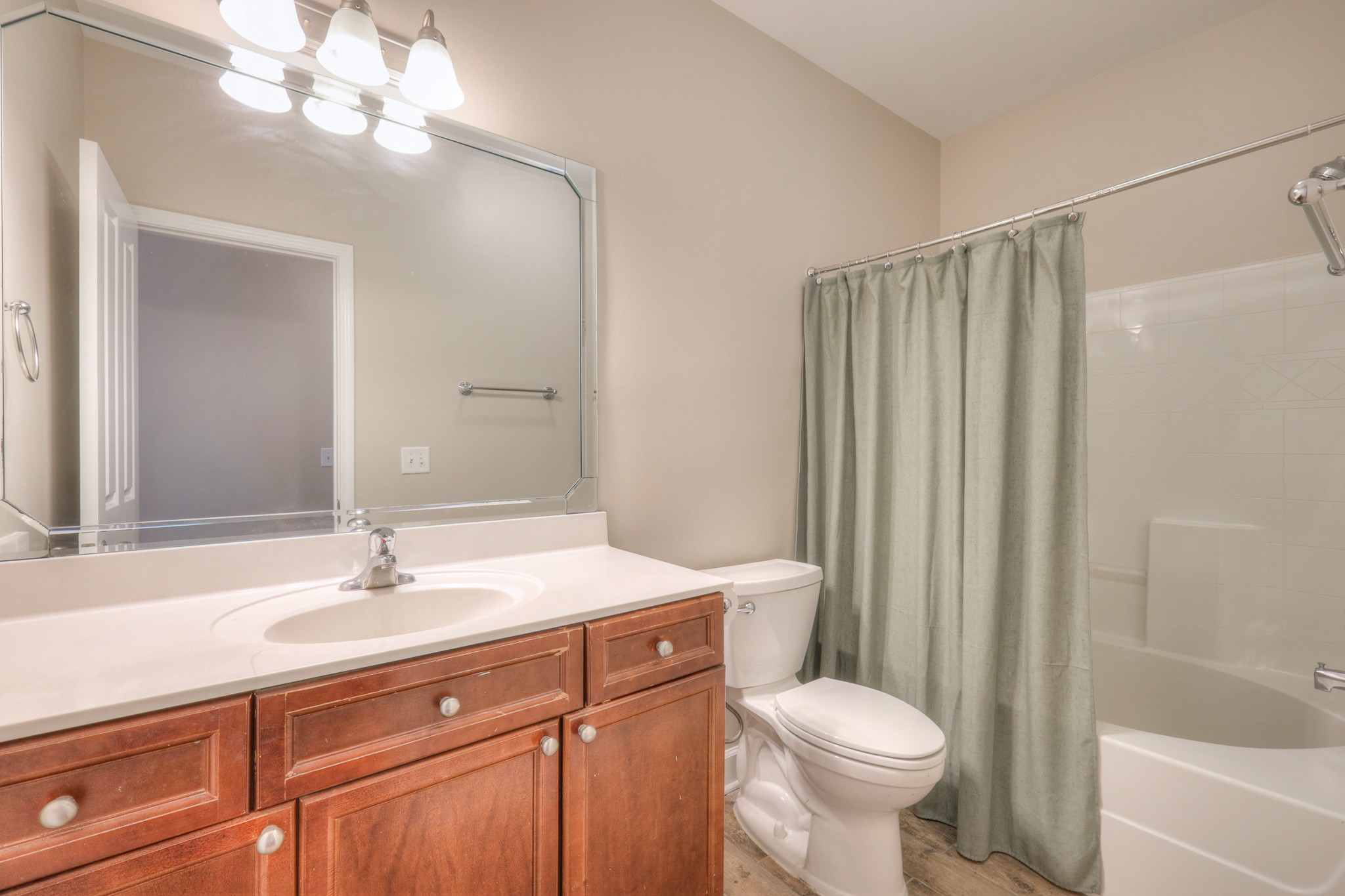 8043 Bienville Drive Nashville TN 37211