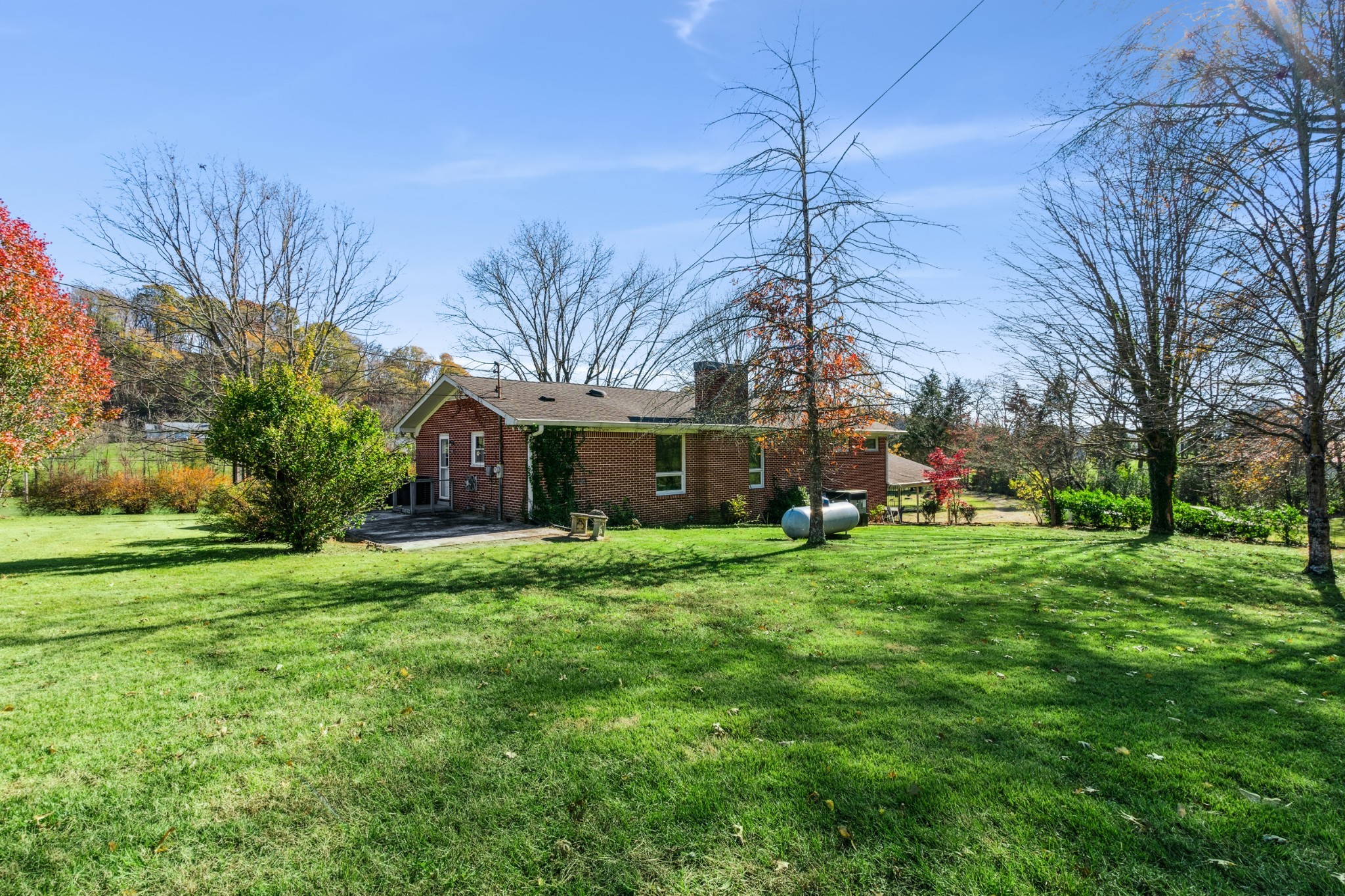 2621 Knob Creek Road Columbia TN 38401