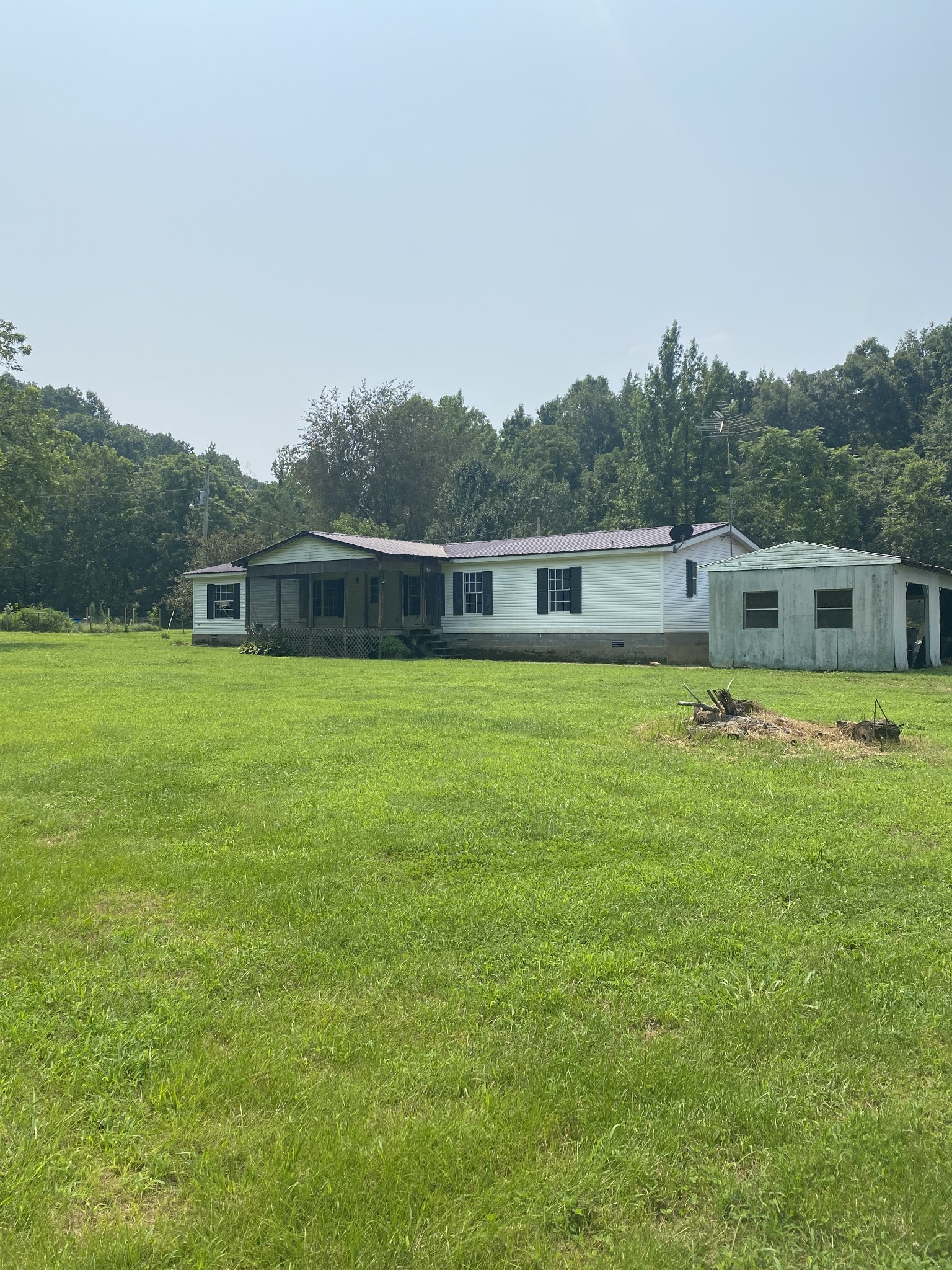 3553 Dodd Hollow Road Nunnelly TN 37137
