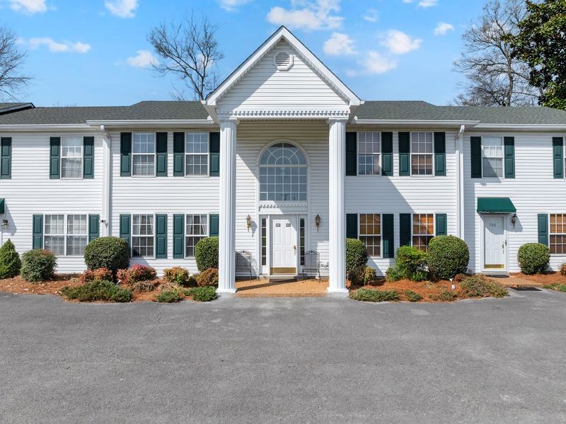 710 Whitthorne Street Shelbyville TN 37160