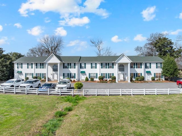 710 Whitthorne Street Shelbyville TN 37160