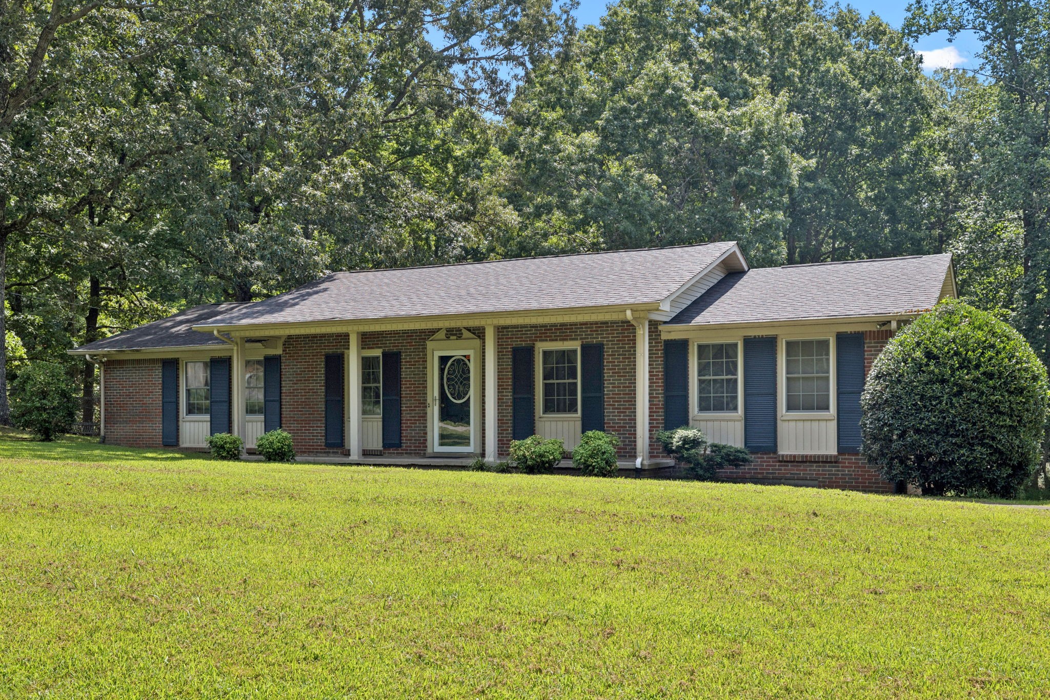 106 Dogwood Circle Waverly TN 37185
