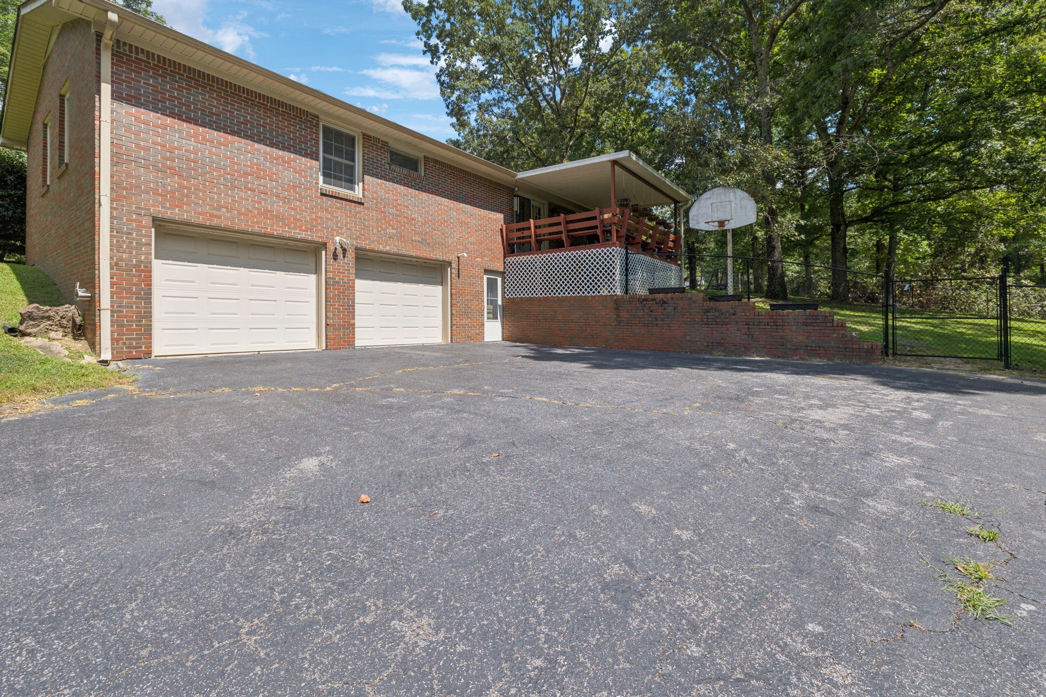 106 Dogwood Circle Waverly TN 37185