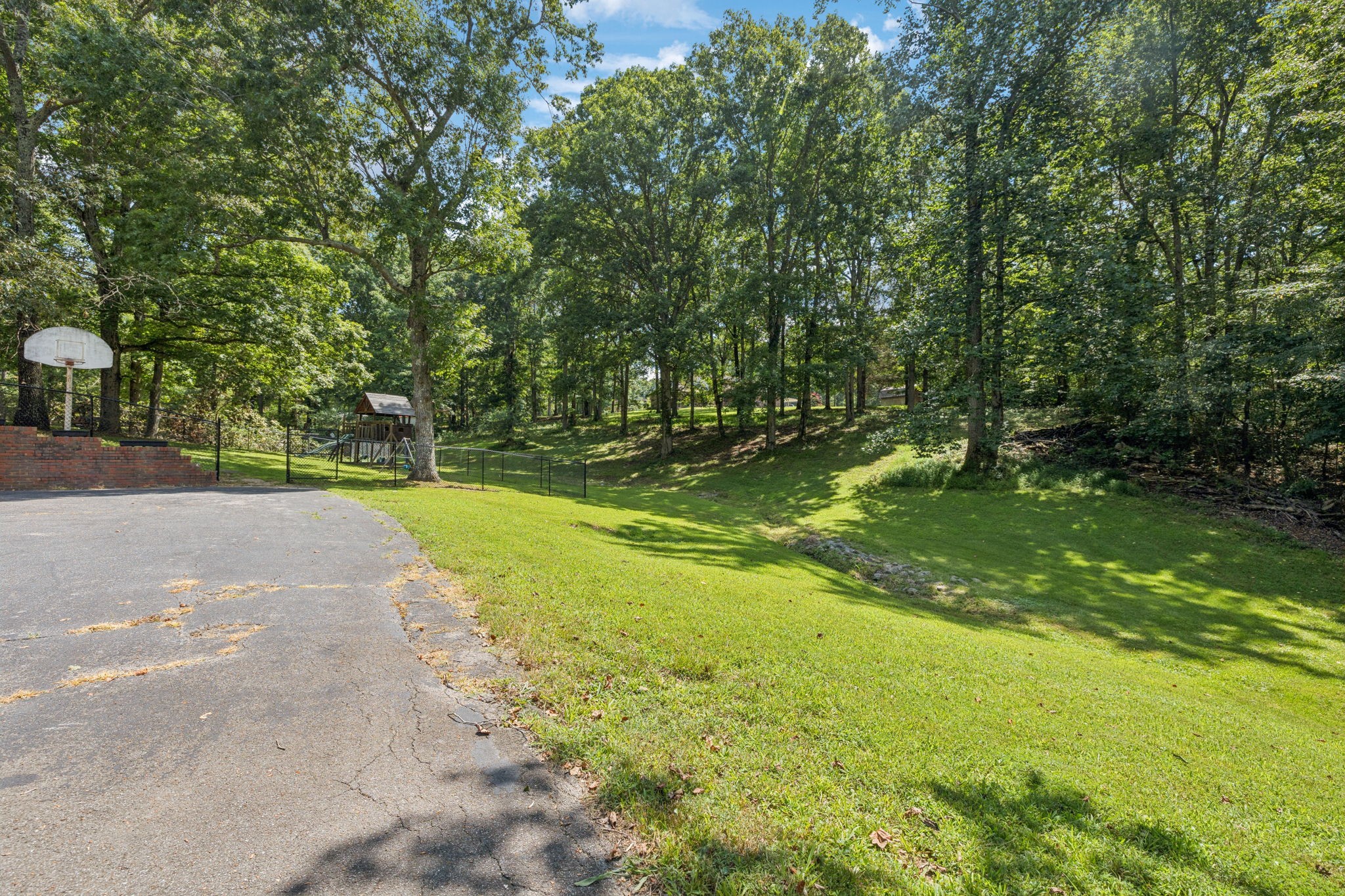 106 Dogwood Circle Waverly TN 37185