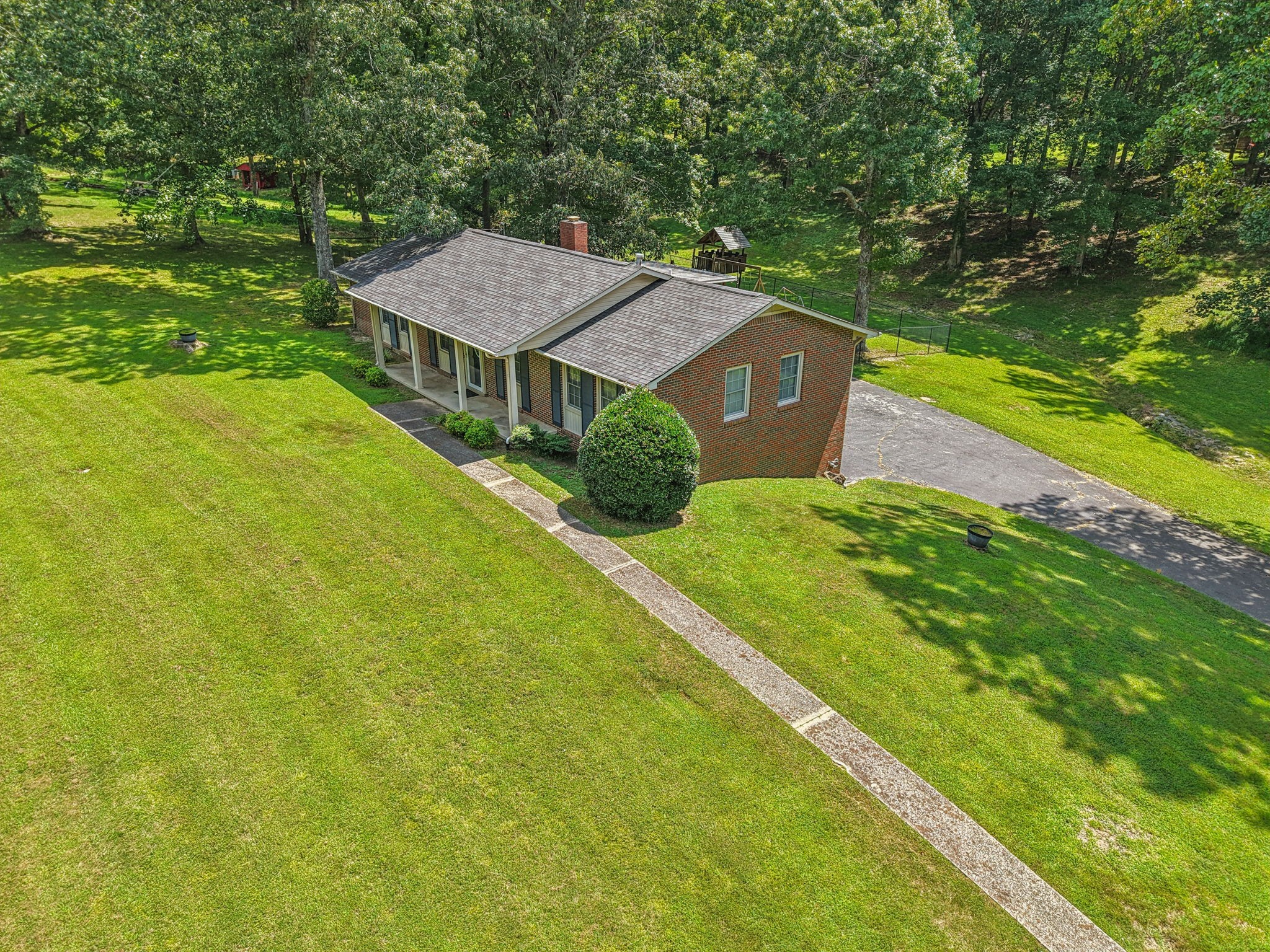 106 Dogwood Circle Waverly TN 37185