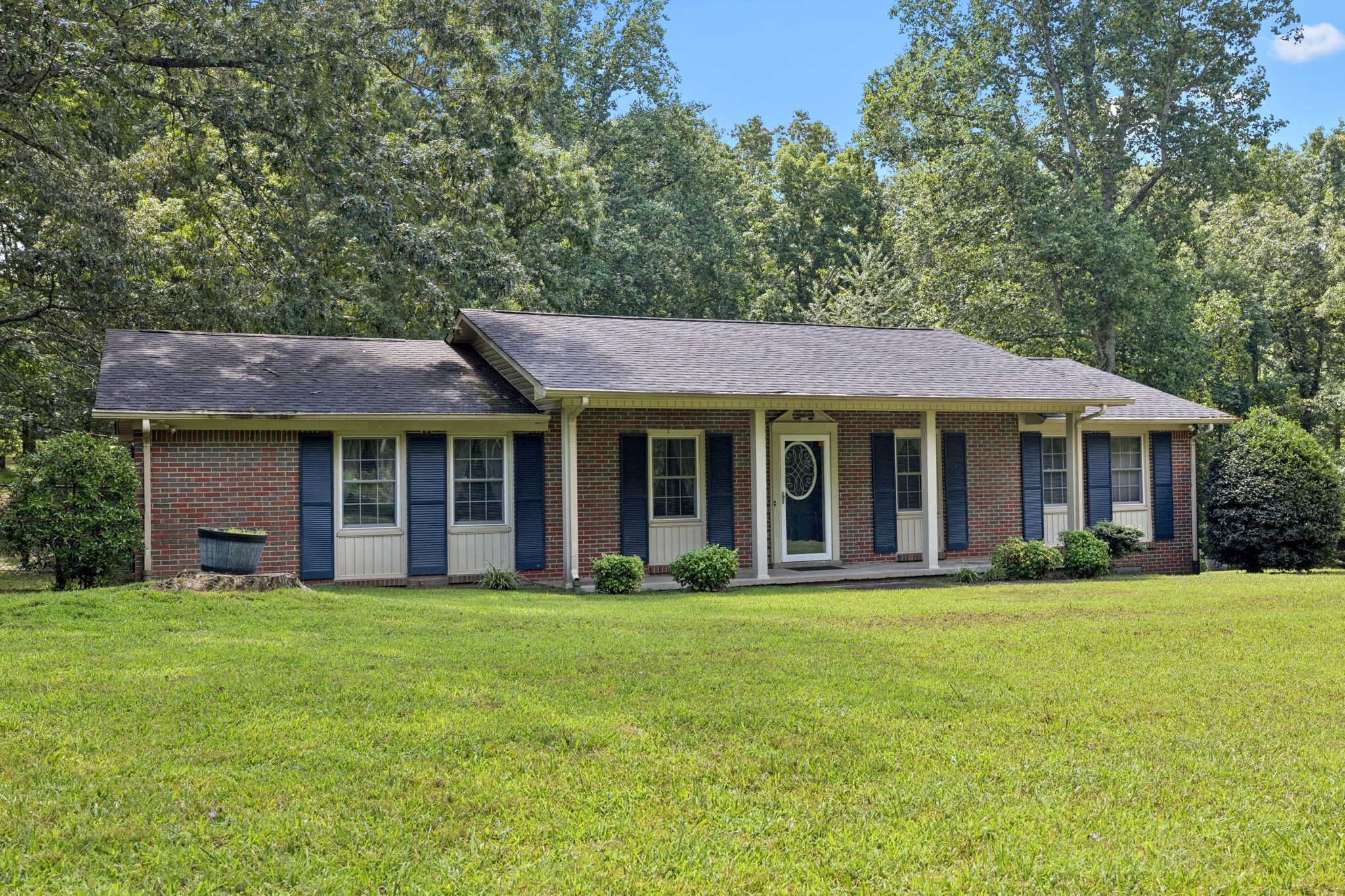 106 Dogwood Circle Waverly TN 37185