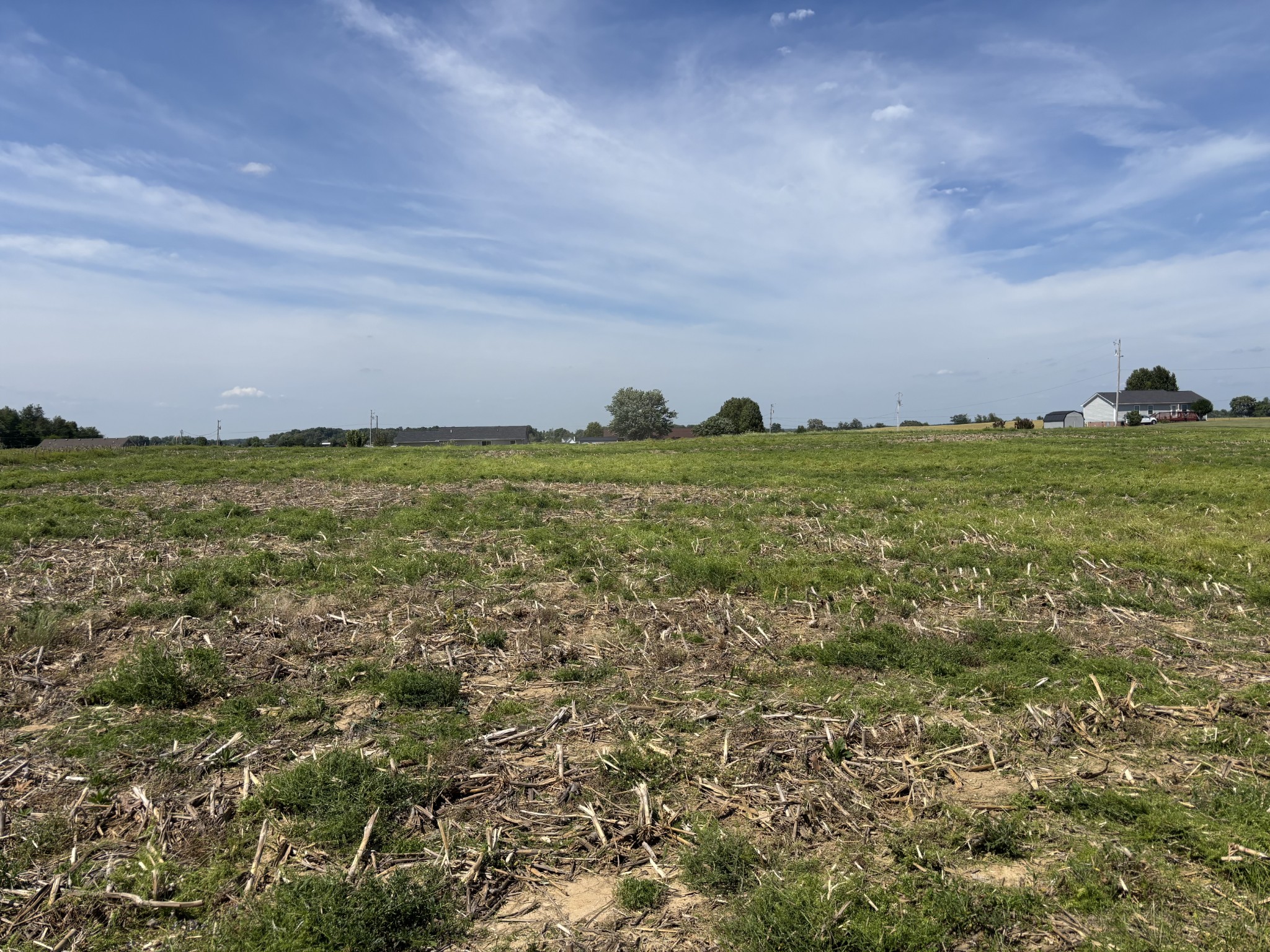 561 White Road Portland TN 37148
