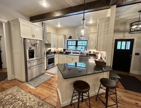 2200 Lakeshore Drive Monteagle TN 37356
