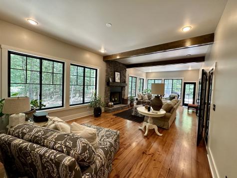 2200 Lakeshore Drive Monteagle TN 37356