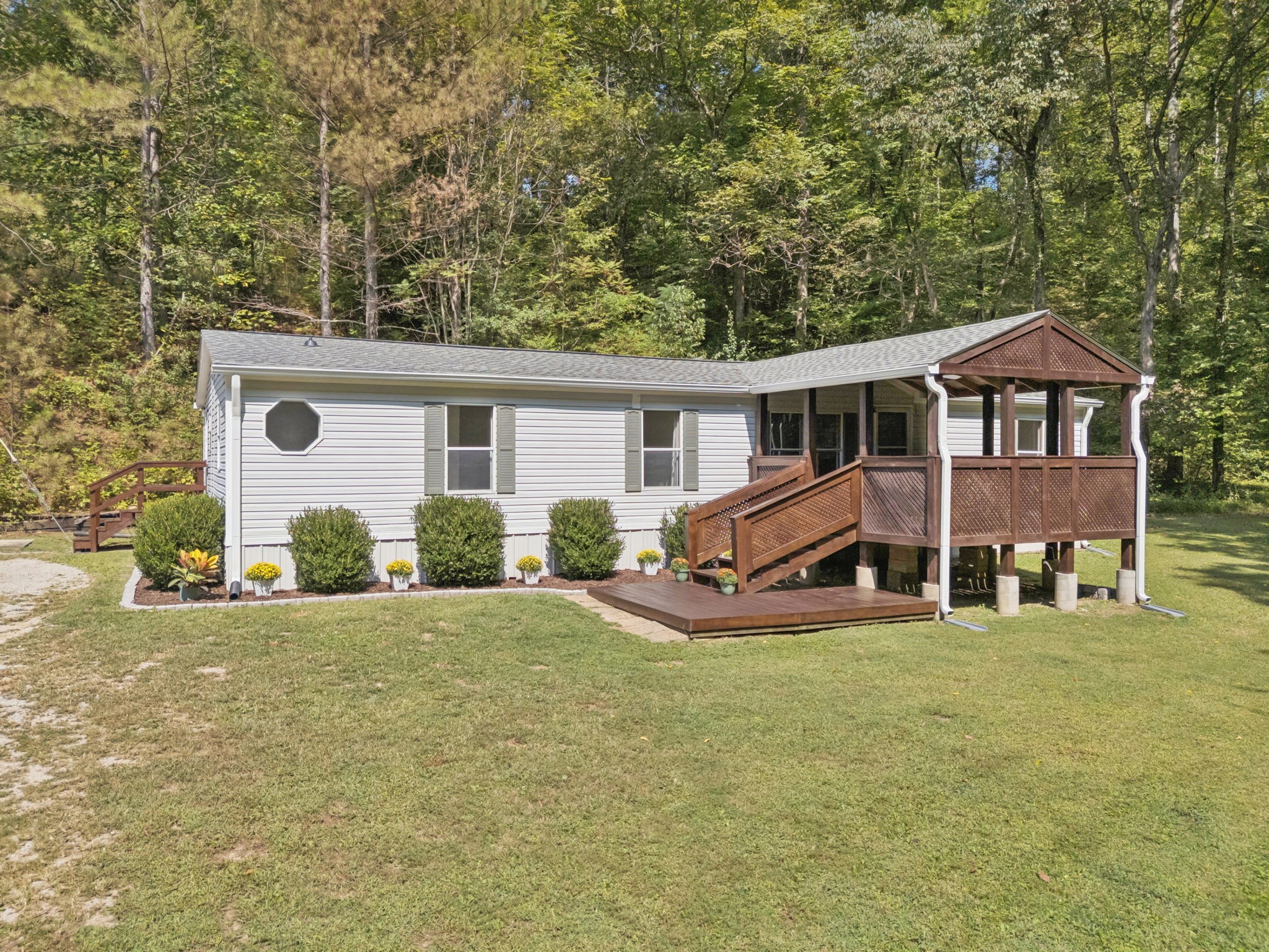 3126 Fly Road Santa Fe TN 38482
