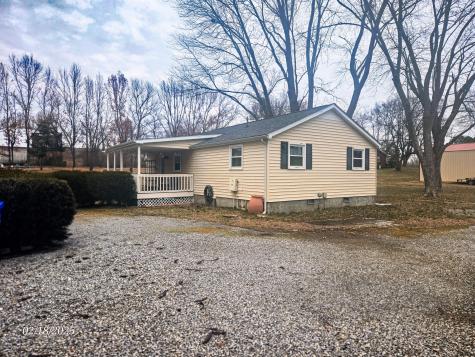 923 Meadowlark Drive White House TN 37188