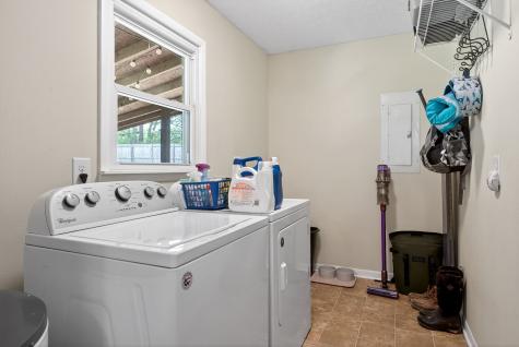 237 Armstrong Road Doyle TN 38559