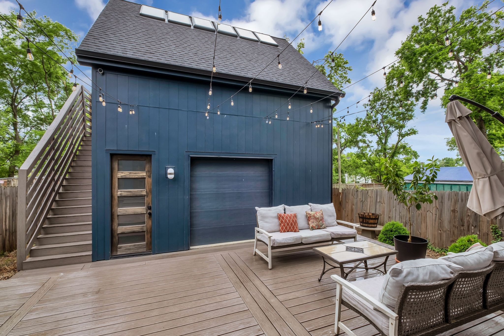 715 28th Ave, N Nashville TN 37208