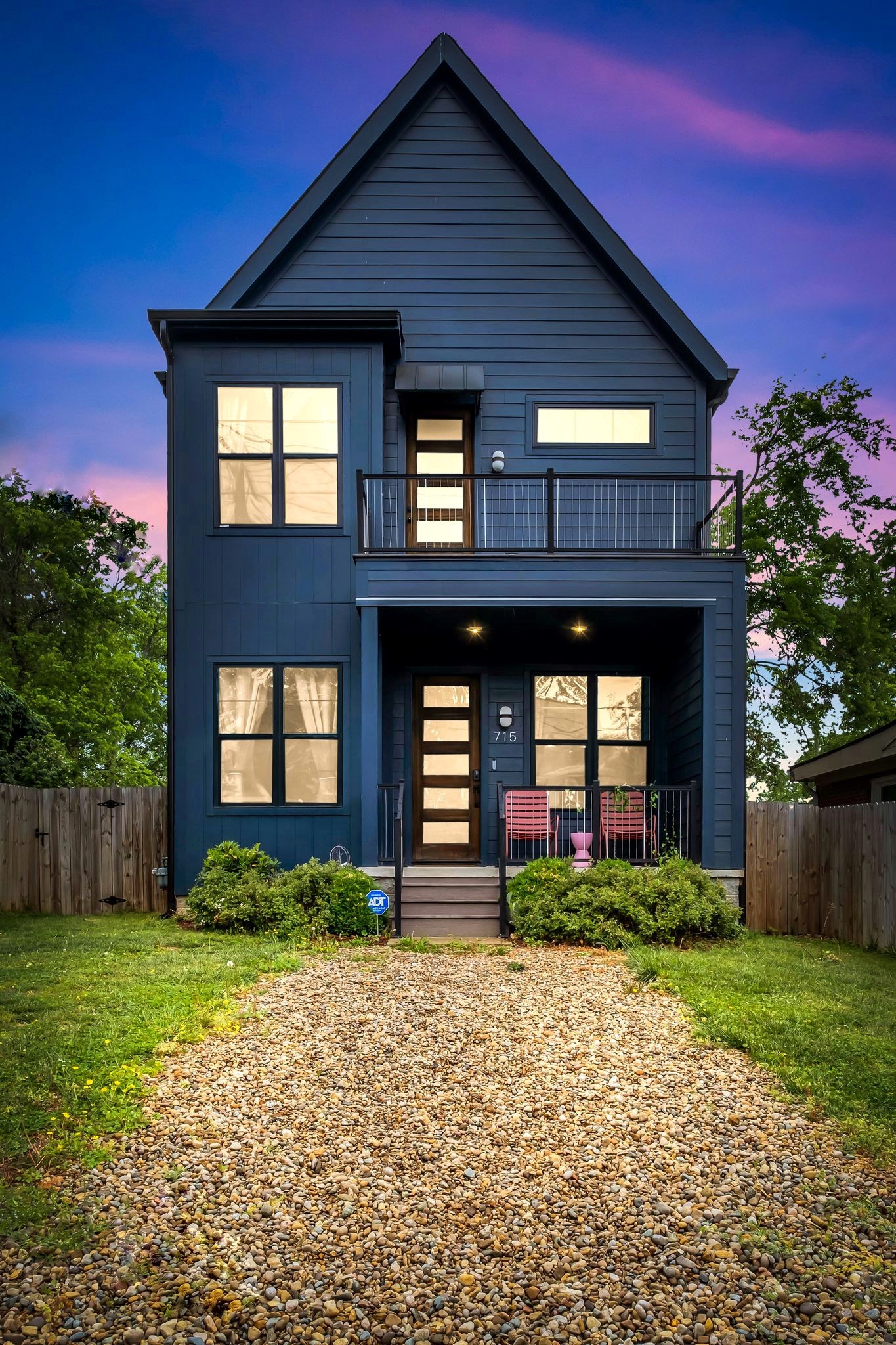 715 28th Ave, N Nashville TN 37208