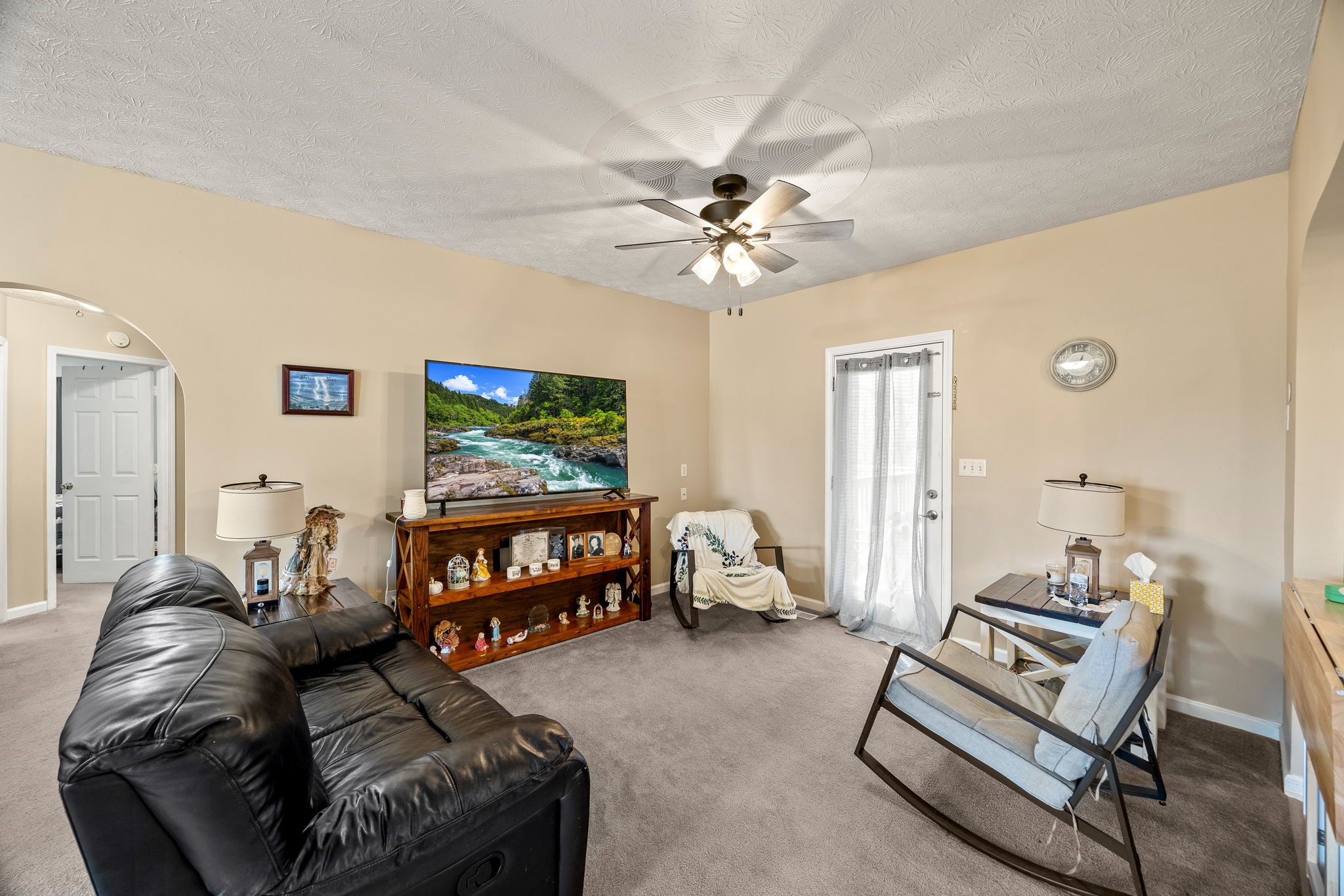 125 Doe Lane Smithville TN 37166
