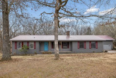 305 Oak Leaf Circle Winchester TN 37398