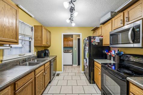 305 Oak Leaf Circle Winchester TN 37398