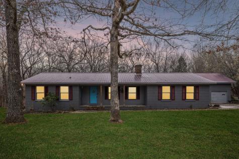 305 Oak Leaf Circle Winchester TN 37398