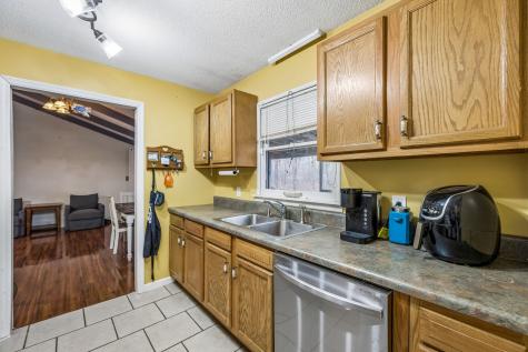 305 Oak Leaf Circle Winchester TN 37398
