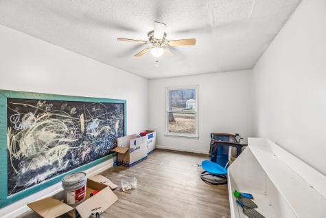 305 Oak Leaf Circle Winchester TN 37398