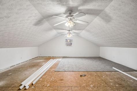305 Oak Leaf Circle Winchester TN 37398