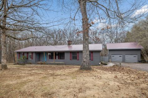 305 Oak Leaf Circle Winchester TN 37398