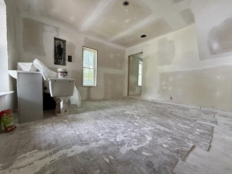 10261/2 Bridge Street Columbia TN 38401