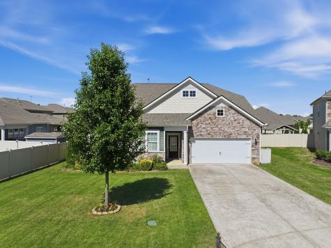 1110 Locus Lane Murfreesboro TN 37128