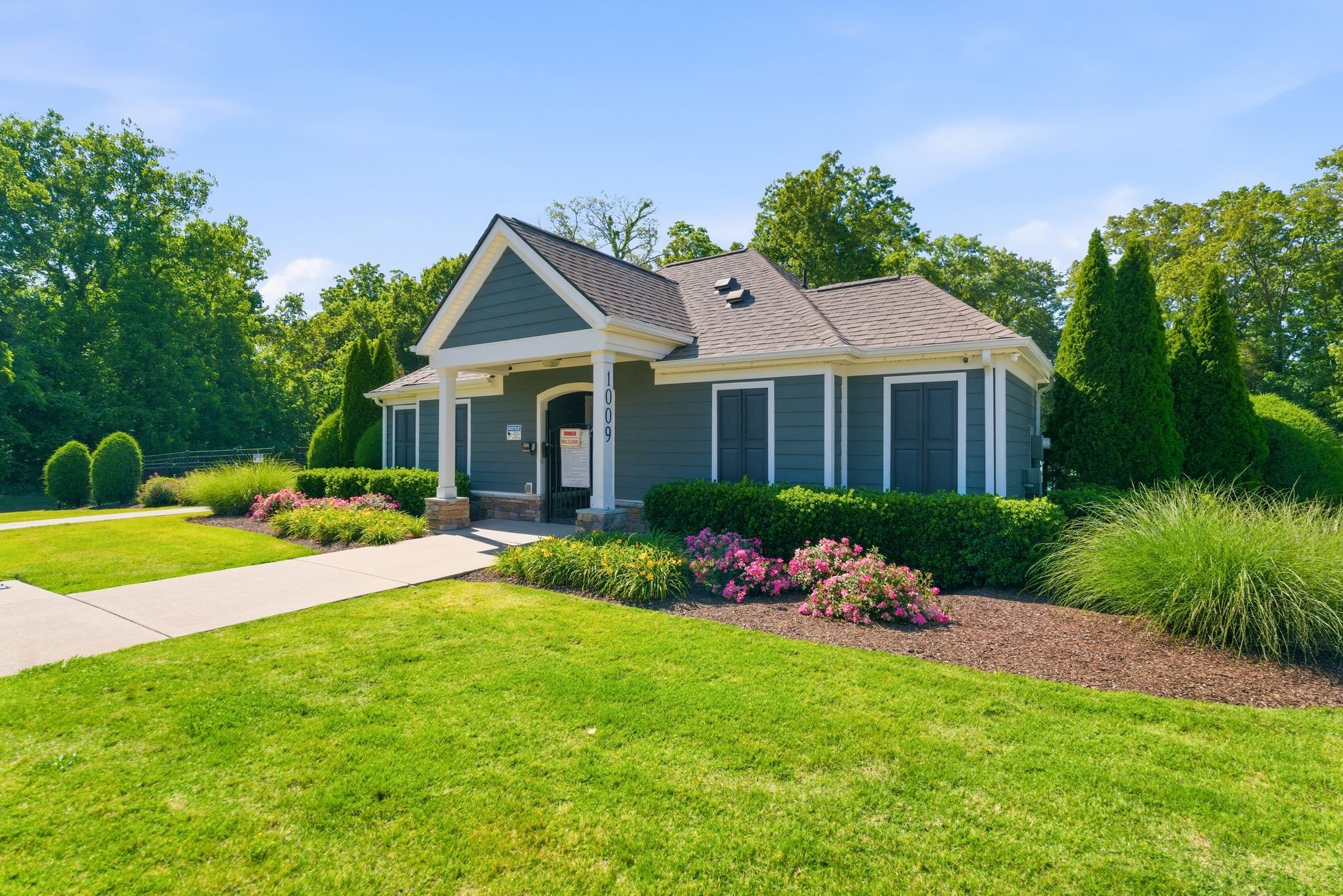 1110 Locus Lane Murfreesboro TN 37128