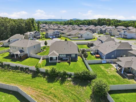 1110 Locus Lane Murfreesboro TN 37128