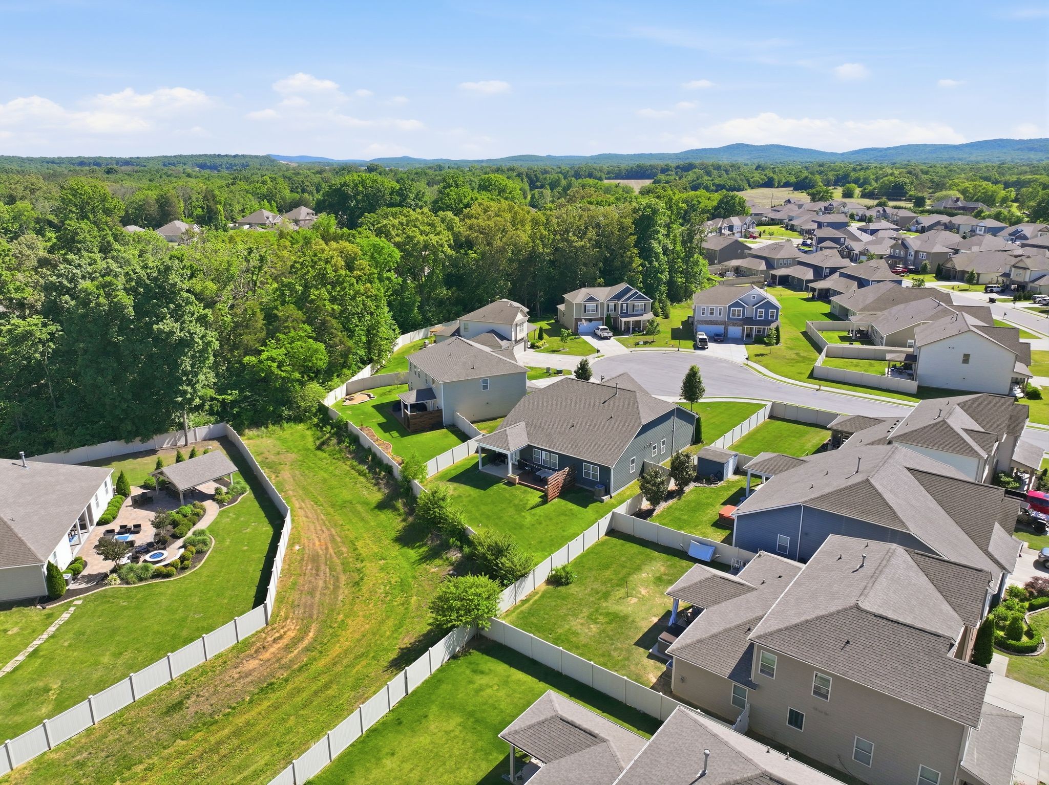 1110 Locus Lane Murfreesboro TN 37128