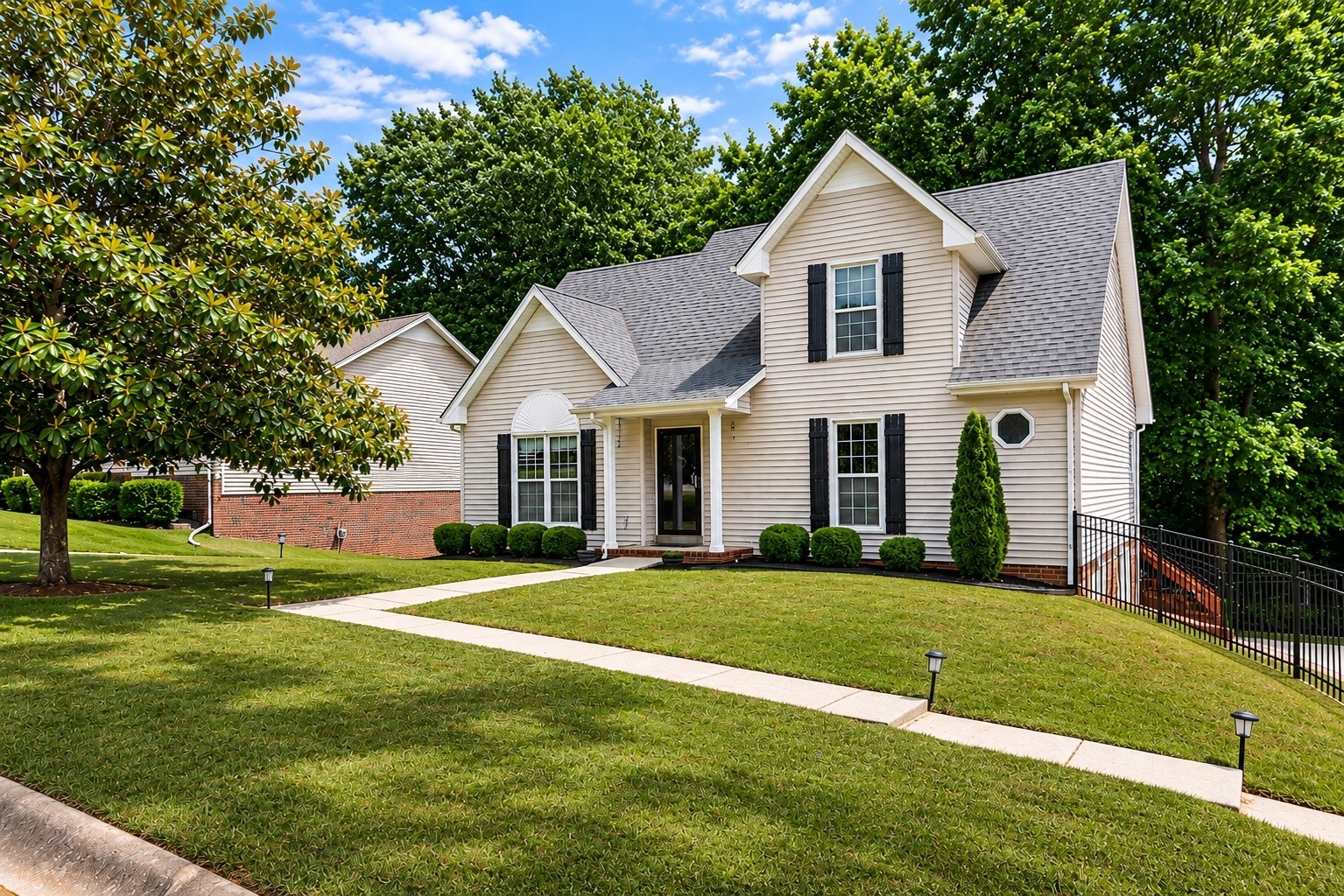 755 Cloud Drive Clarksville TN 37043