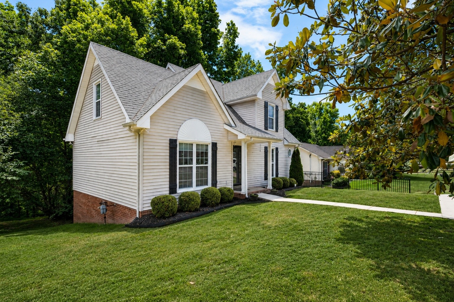 755 Cloud Drive Clarksville TN 37043