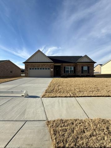 1267 Amber Hills Drive Ashland City TN 37015