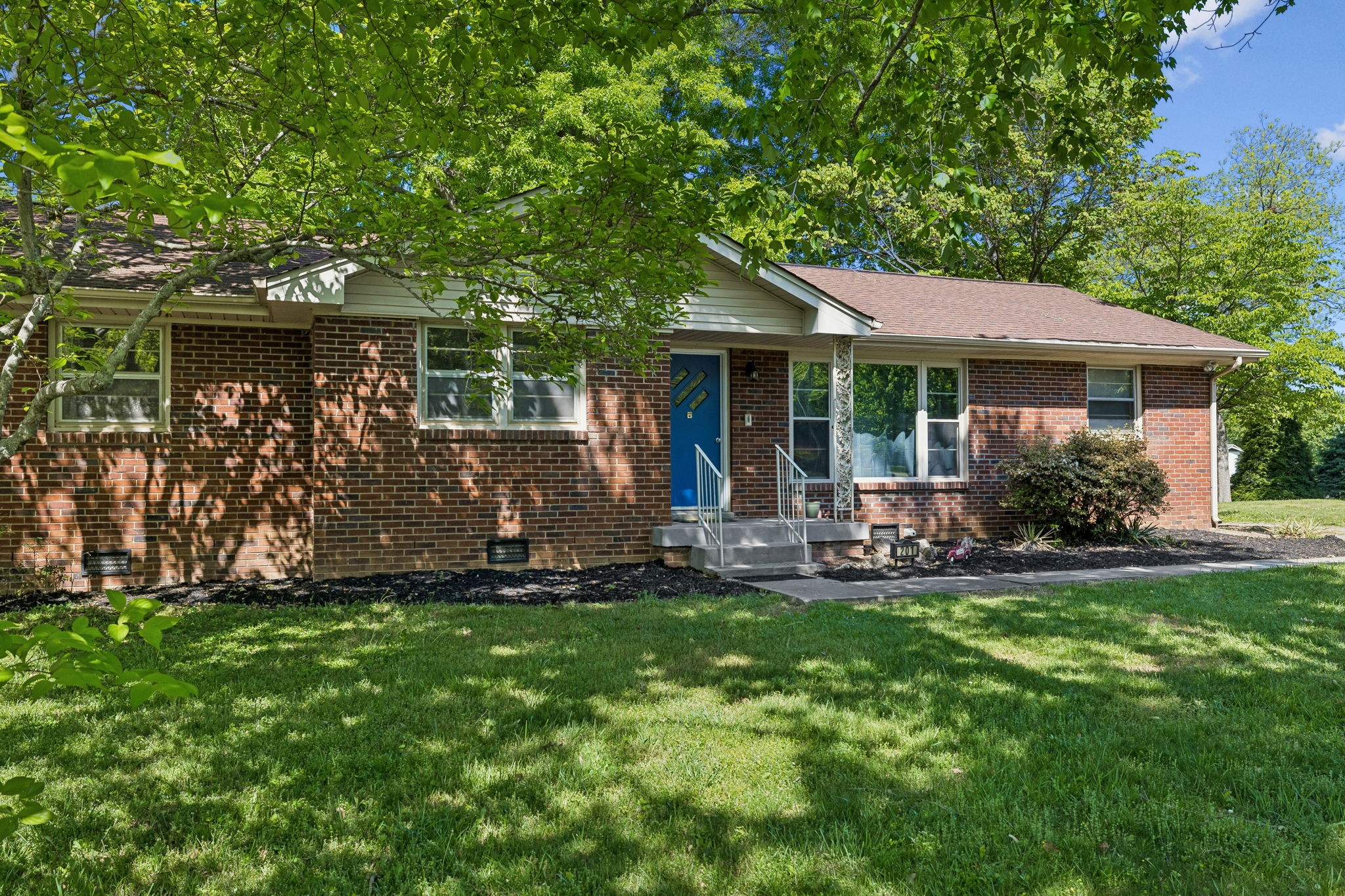 201 Pleasant Hill Drive Springfield TN 37172