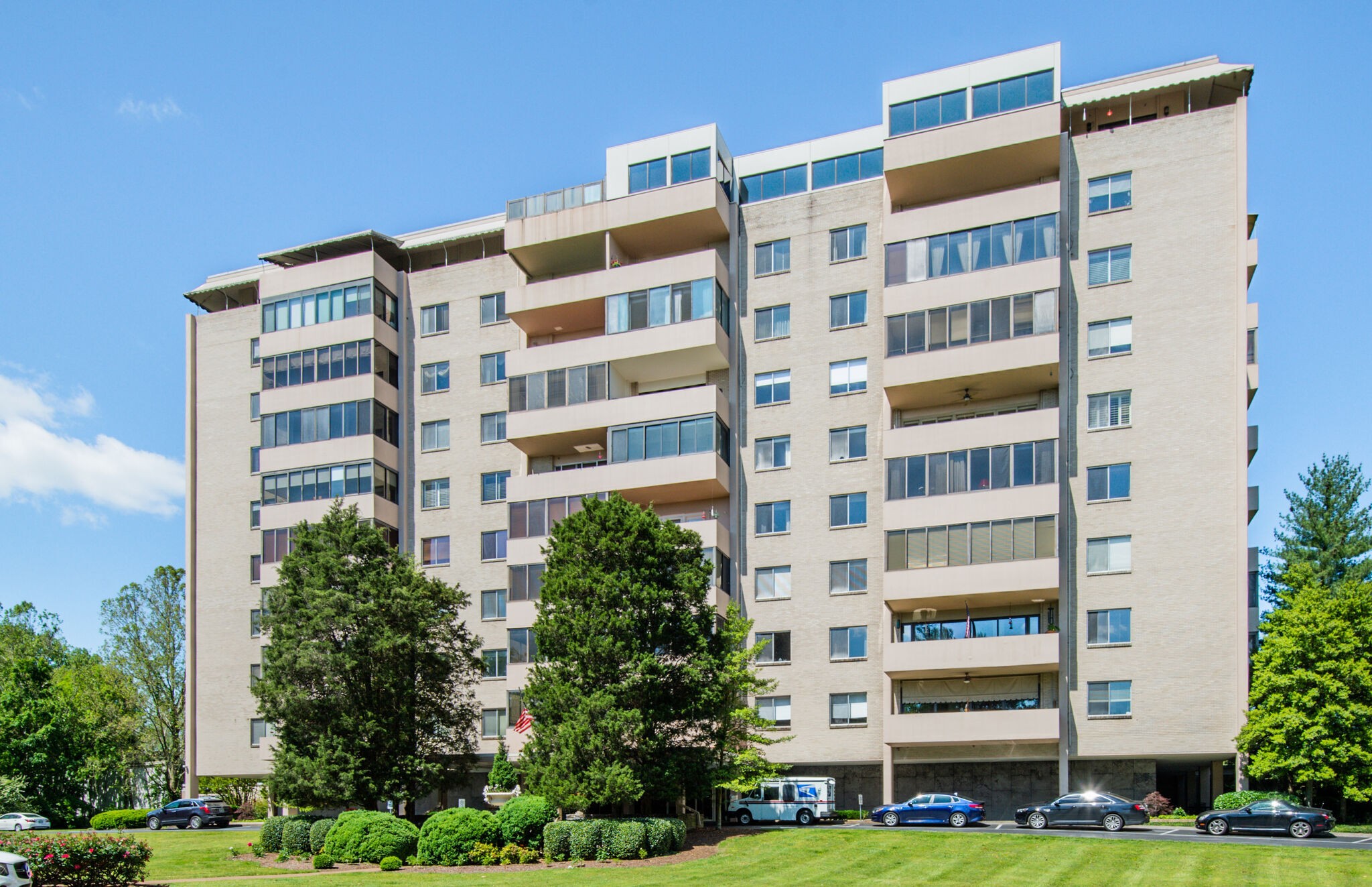 105 Leake Avenue Nashville TN 37205