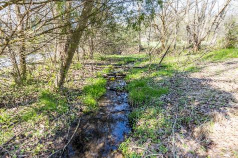 2739 Pickens Road Lynnville TN 38472
