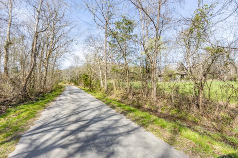 2739 Pickens Road Lynnville TN 38472