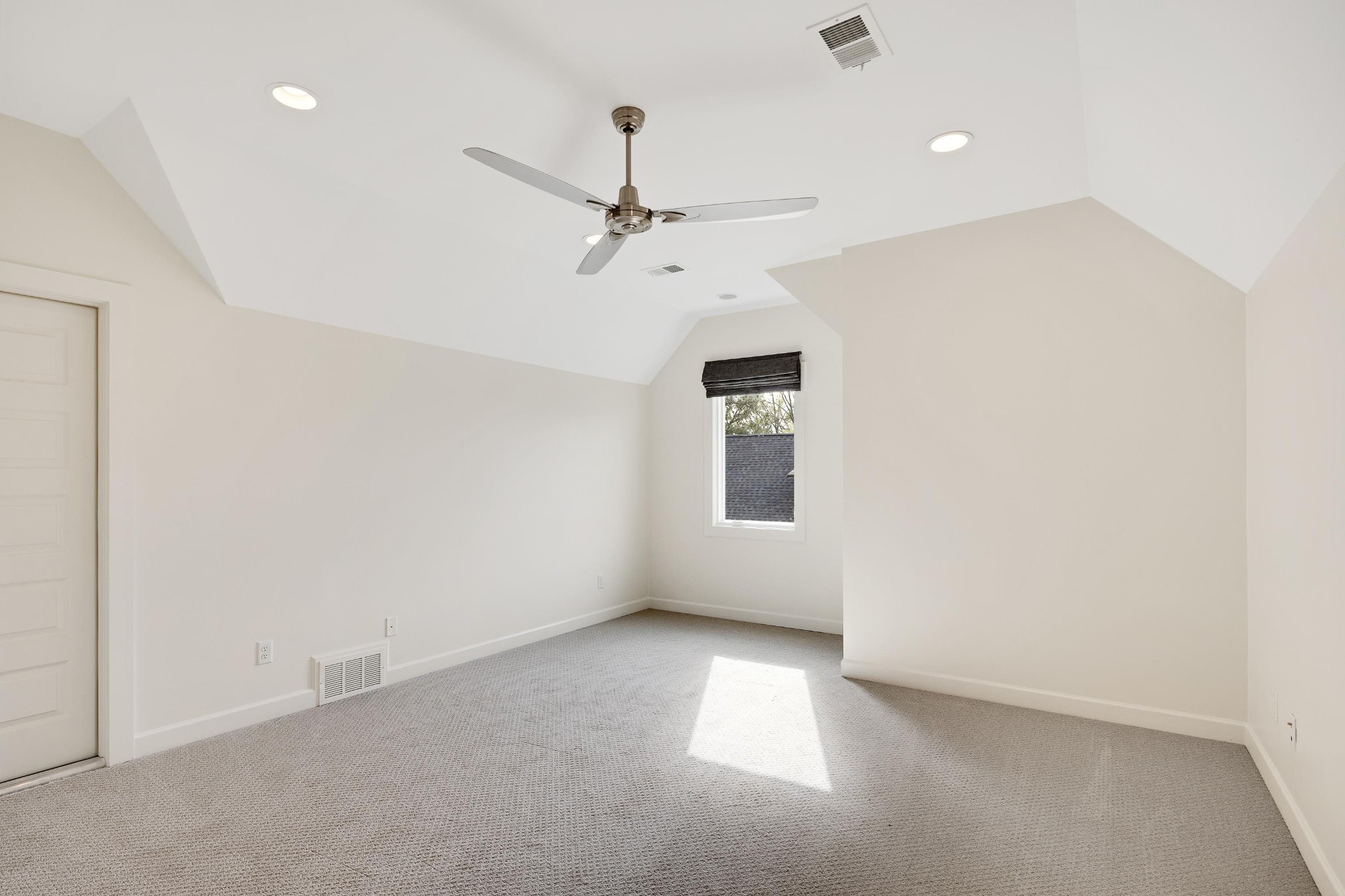 9053 Winston Woods Circle Germantown TN 38139