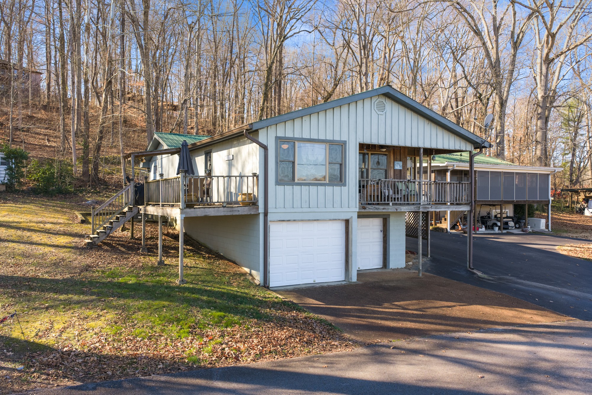 982 Lost Creek Boat Dock Road Decaturville TN 38329
