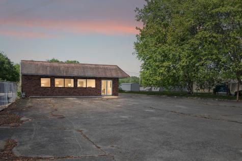 112 S Collins Street Tullahoma TN 37388