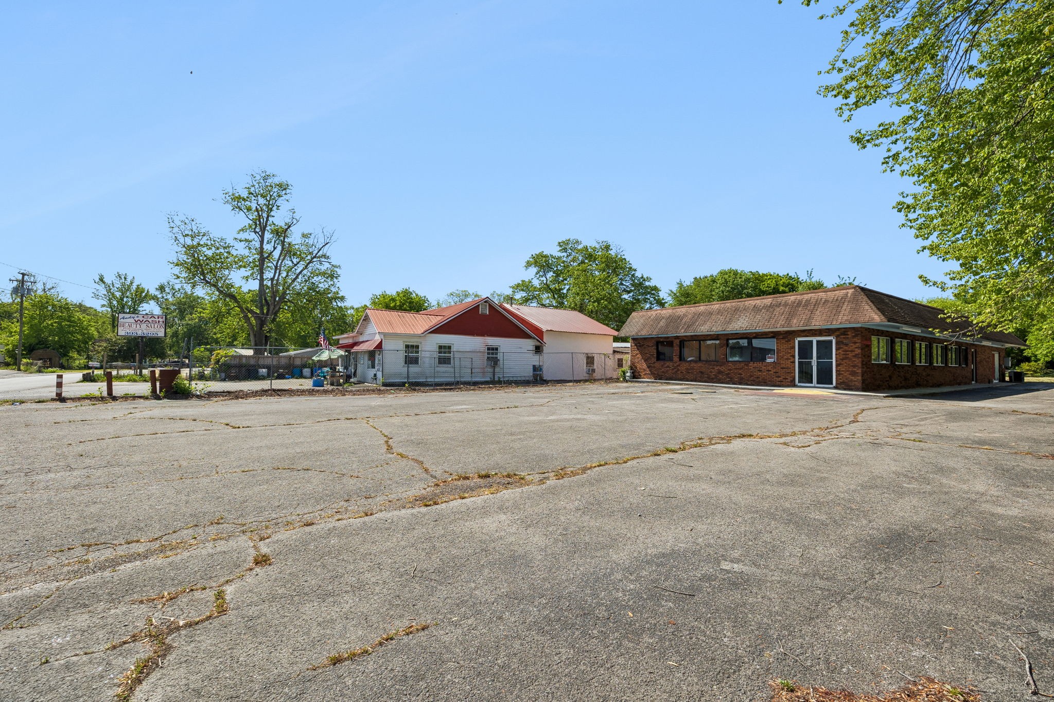 112 S Collins Street Tullahoma TN 37388