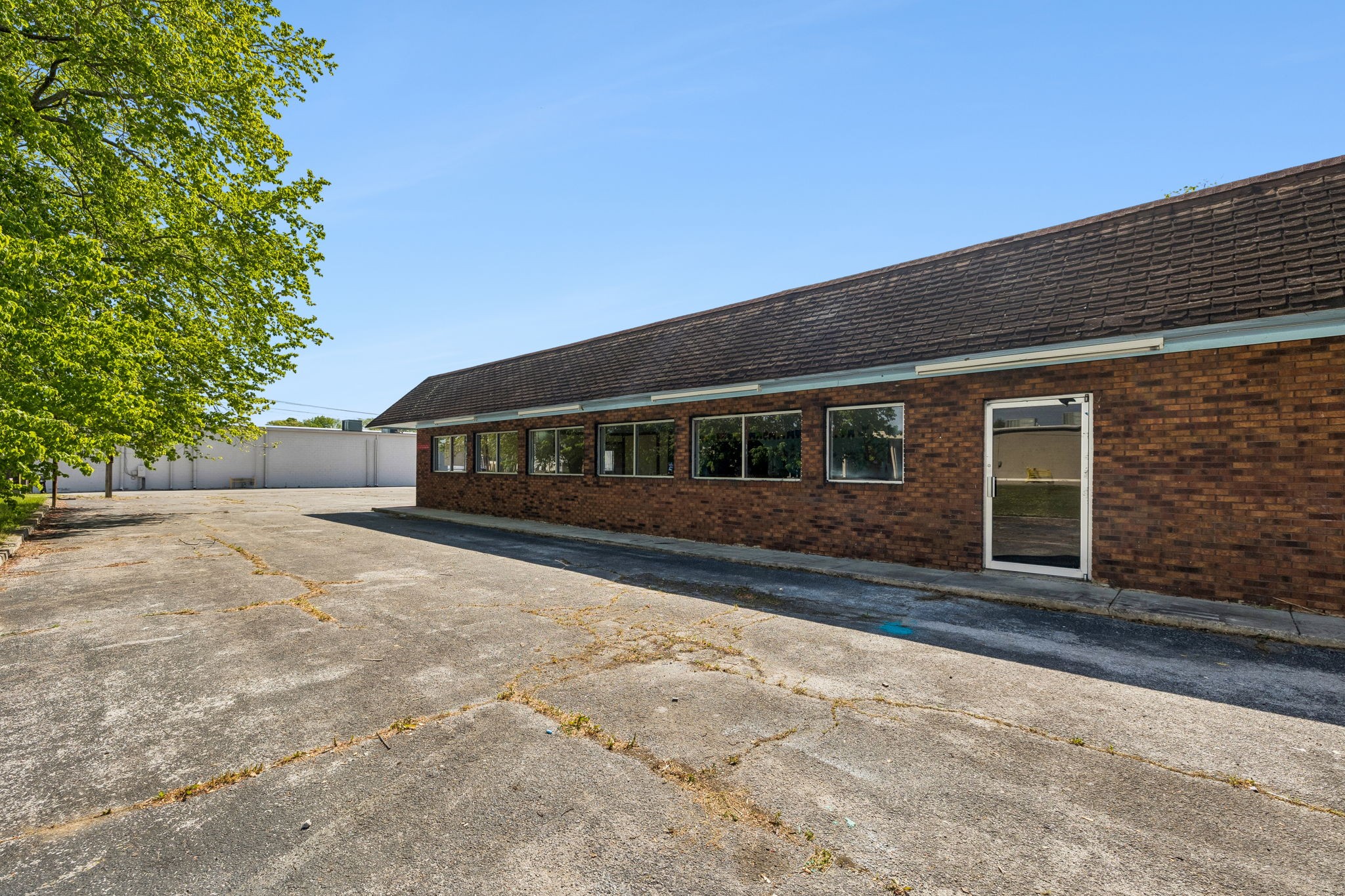 112 S Collins Street Tullahoma TN 37388