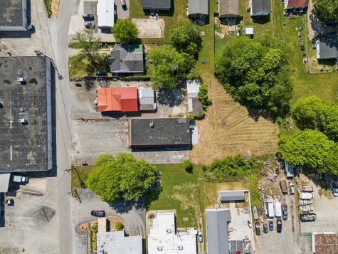 112 S Collins Street Tullahoma TN 37388