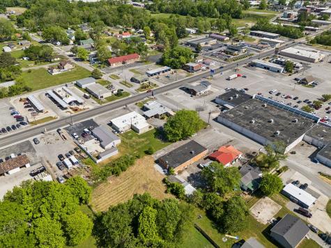 112 S Collins Street Tullahoma TN 37388