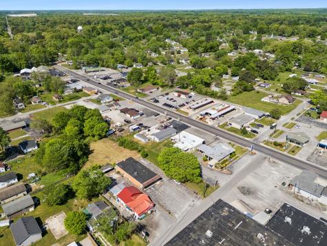 112 S Collins Street Tullahoma TN 37388