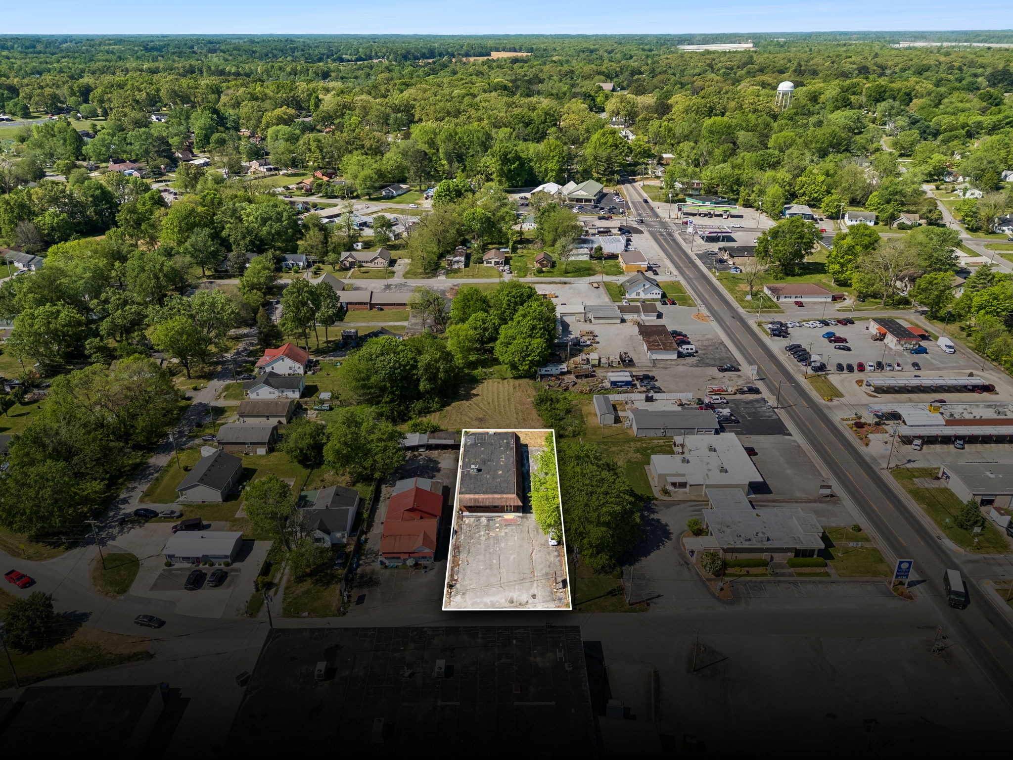 112 S Collins Street Tullahoma TN 37388