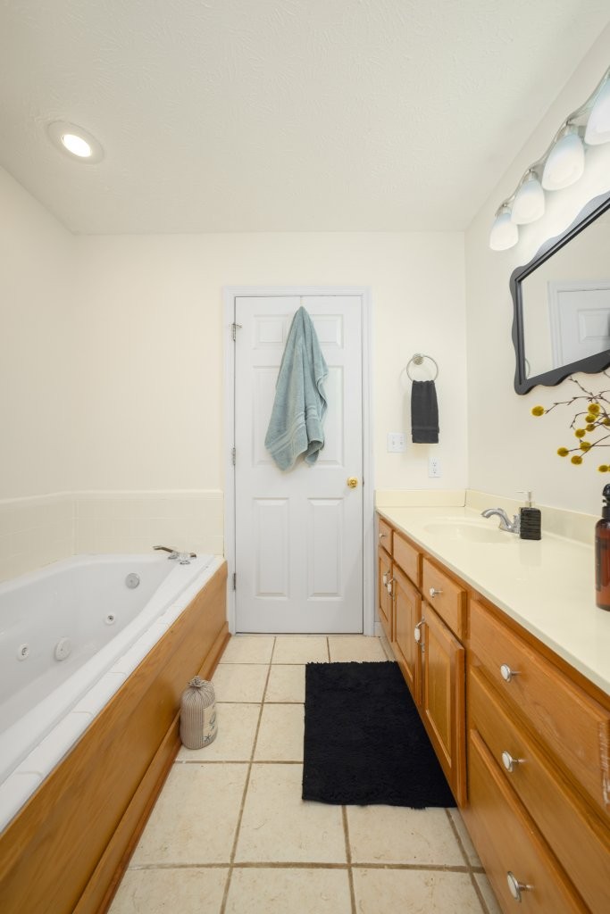 52 Cherry Lane Morrison TN 37357