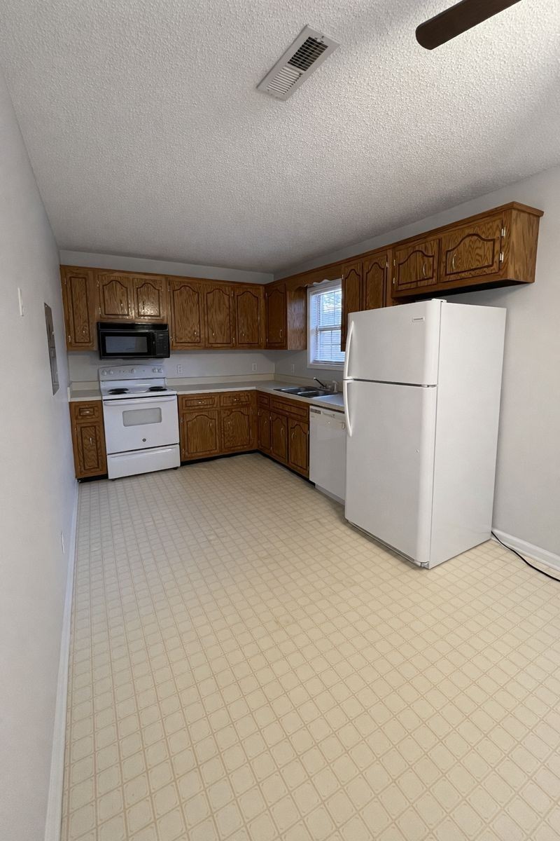 112 Ballygar Street Clarksville TN 37043
