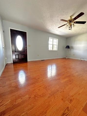 1691 Mullins Road Russellville TN 37860